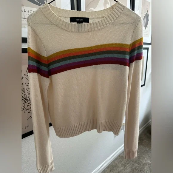 White and rainbow sweater Forever 21